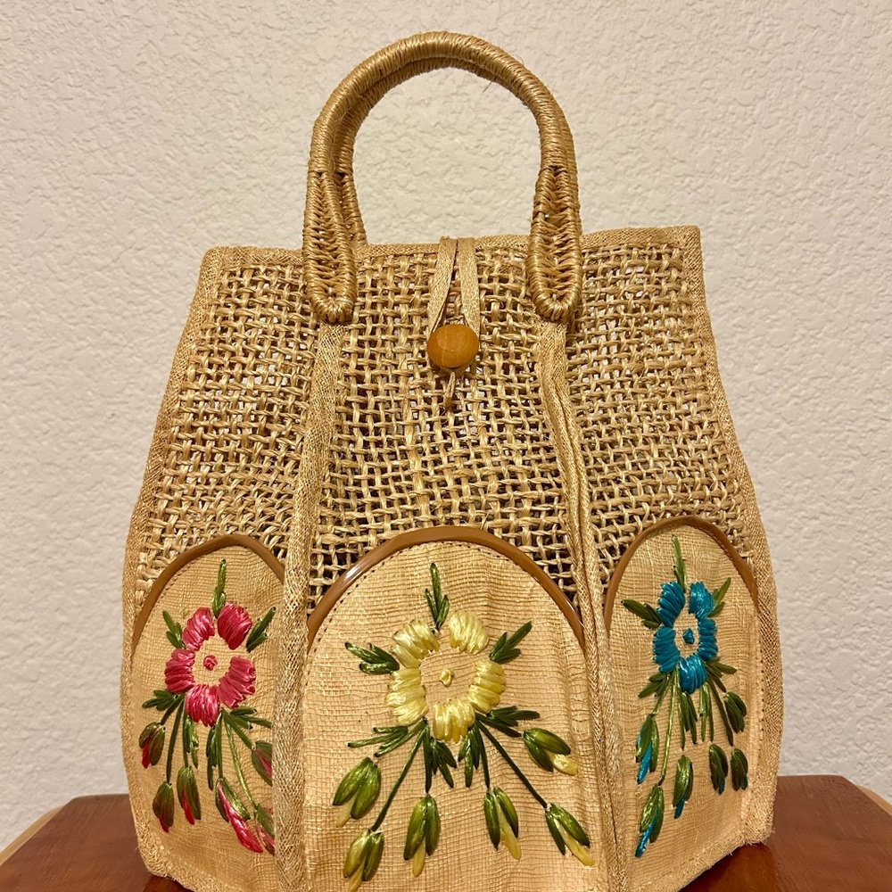 1960 Embroidered Floral Raffia Purse Handbag